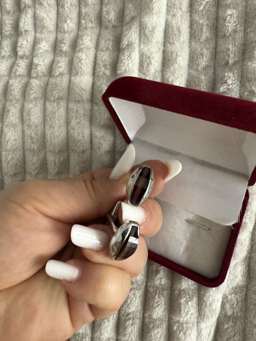 Butoni camasa culoare maro burgund