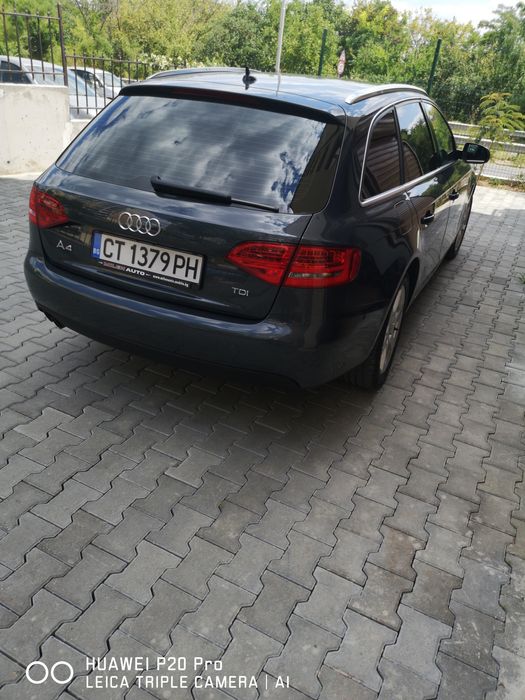 Продавам Ауди А4 2.0TDI