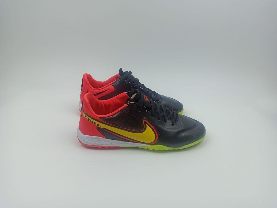 Сороконожки Nike. 41 размер. Новое