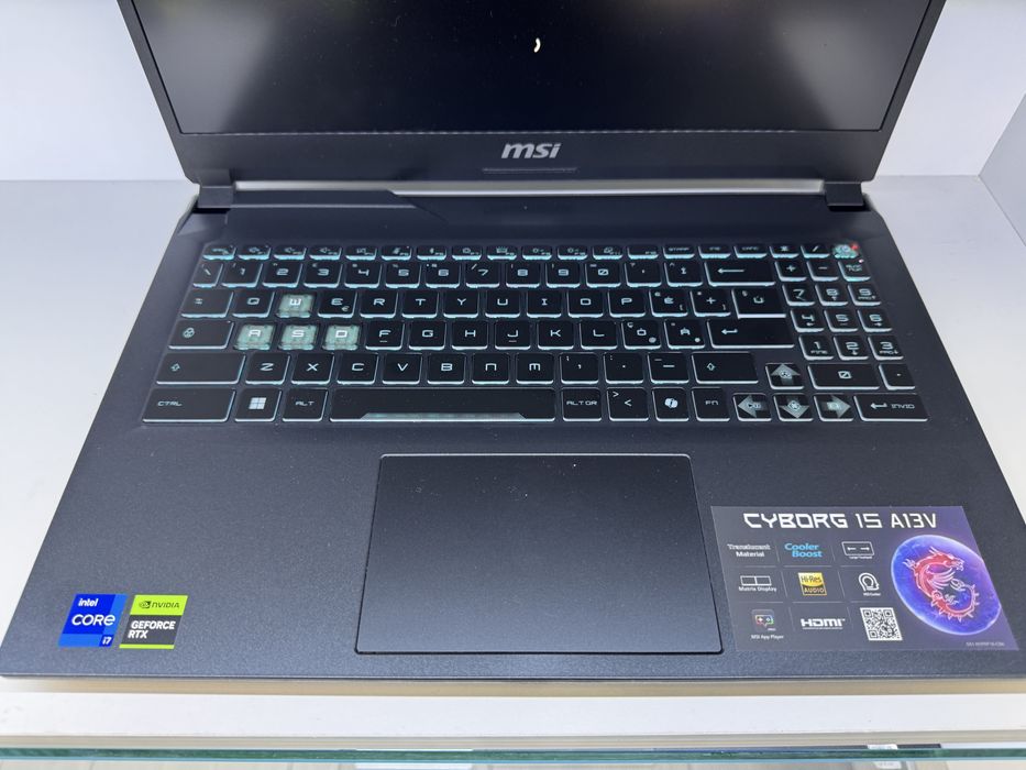 MSI Cyborg 15-A13V, i7-13620H, 1Tb/16Gb, RTX4050/6Gb, 144Hz, FullBox