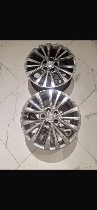 Диска Lexus продается