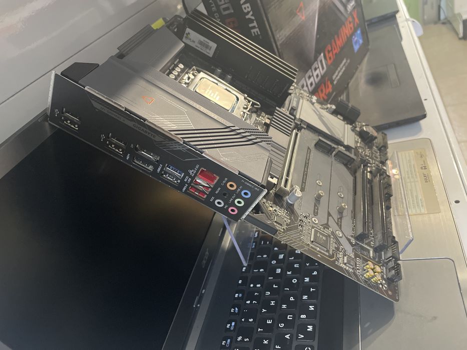 Плата Z790 + Core i5-12400