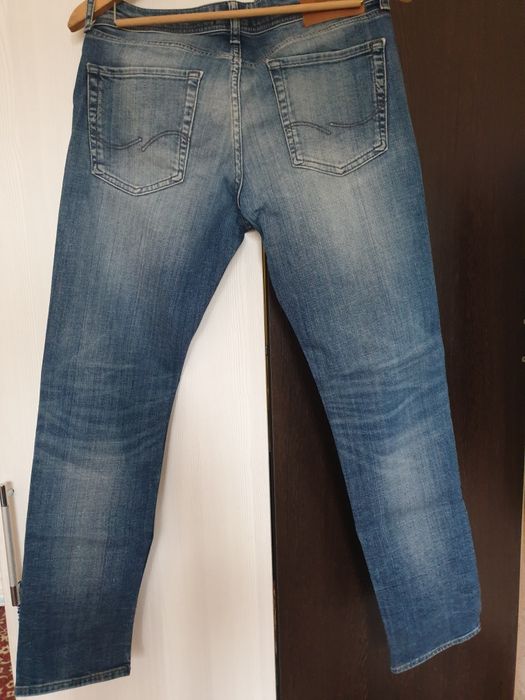 Джинсы мужские Jack & Jones
