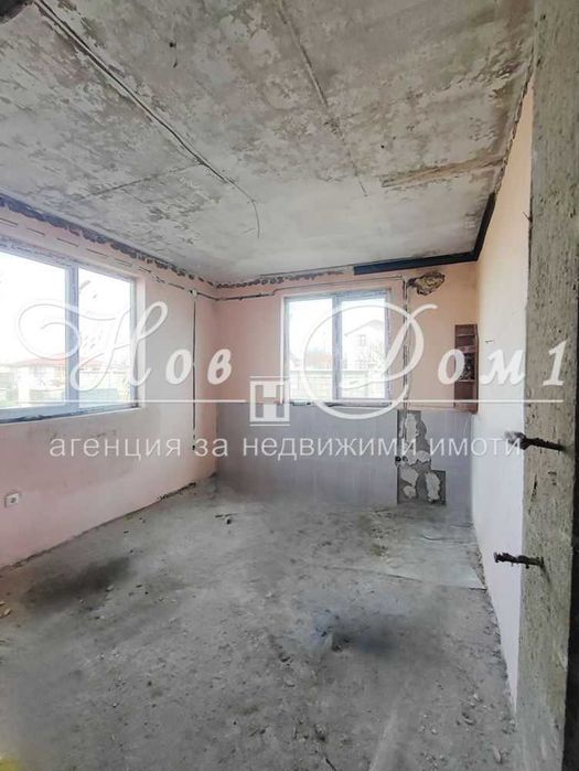 Продава се Къща в Аксаково - 200 кв.м за 332 €/кв.м - Снимка #3