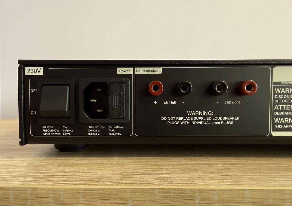 Усилвател NAIM Nait 5i