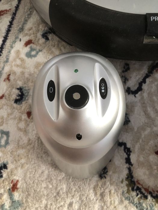 Продам робот пылесос