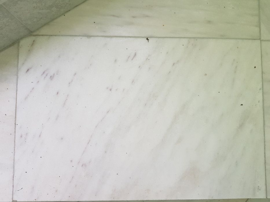 продавам мрамор 40Х60см, 3 см дебелина