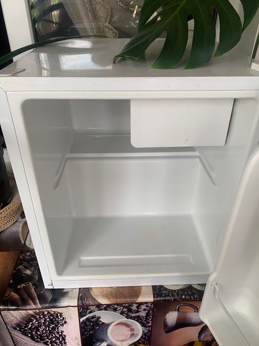 Frigider/minibar/minifrigider STUDIO CASA
