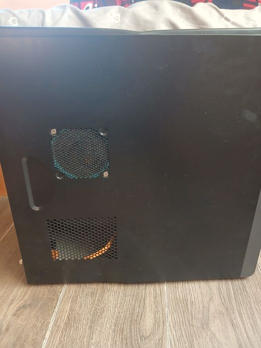 Vand unitate îi trebuie sursa si merge dp