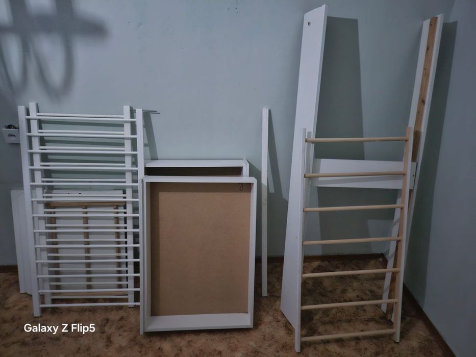 Продаю манеж и кровать