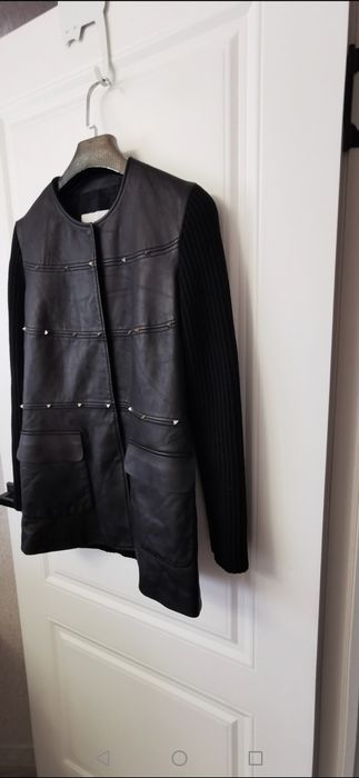 Valentino куртка женская