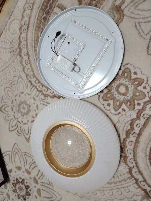 Потолочная люстра