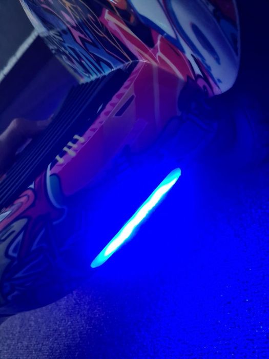 Срочно продаем гироскутер в хорошем состоянии с работающим Bluetooth