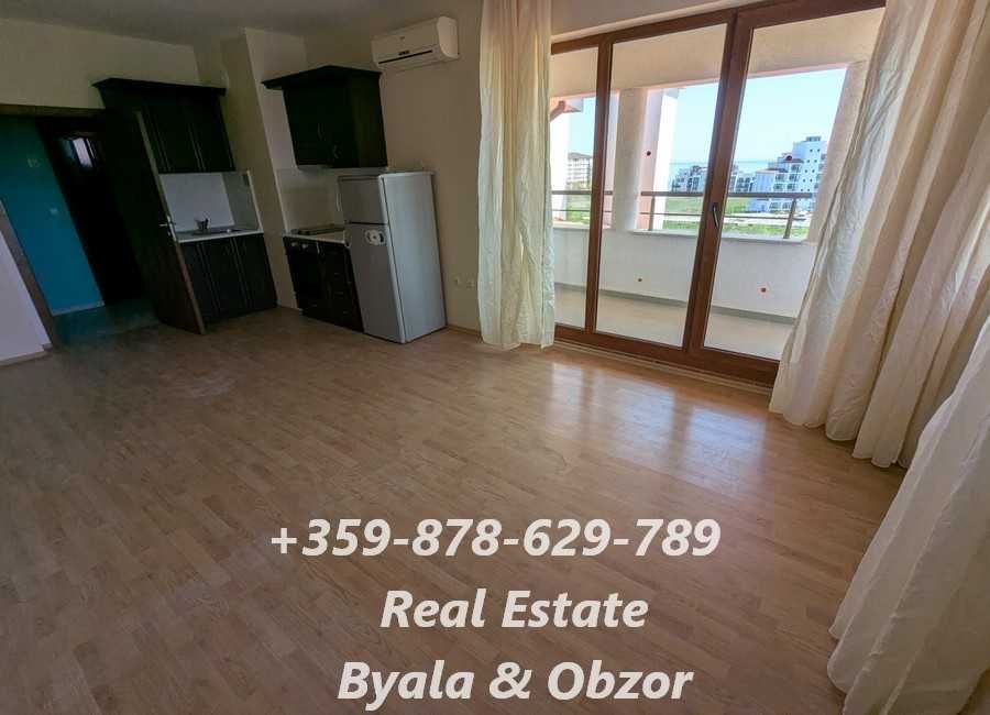 Продава се Двустаен апартамент в Обзор - 88 кв.м за 921 €/кв.м - Снимка #2