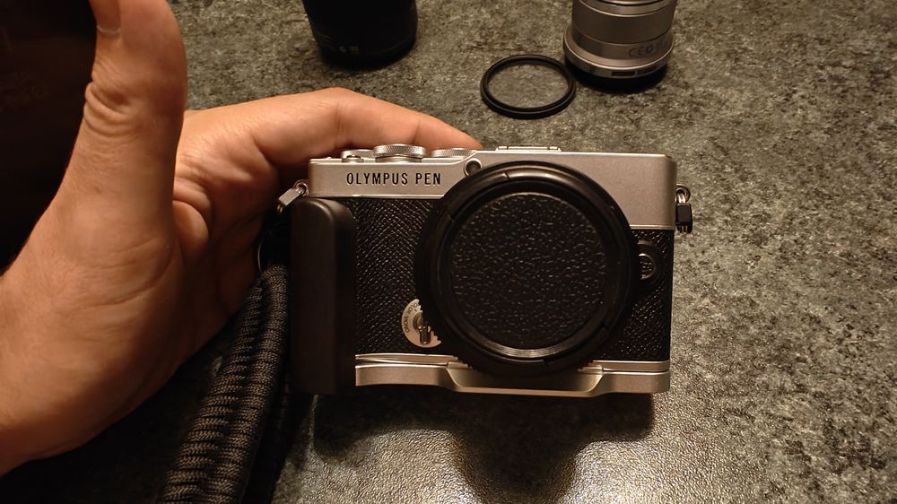 Olympus PEN E-P7 + объективы (Micro 4/3)