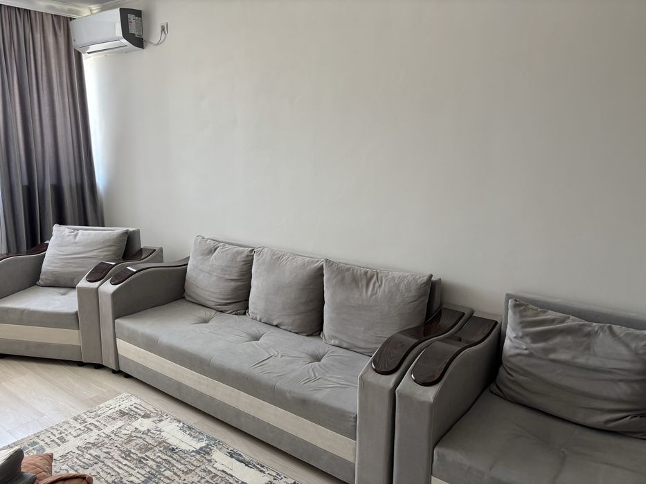 Диван и 2 кресла