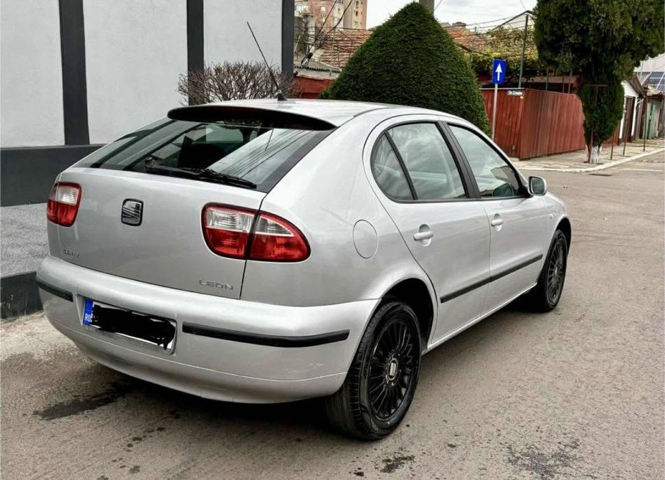 Vand seat leon motor 1.6 Benzină consum mic