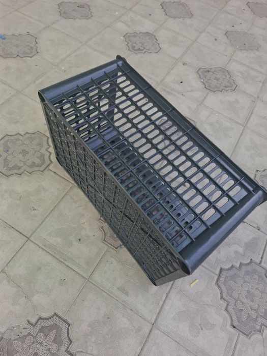 Пластмасс ящиклар сотилади оптом.