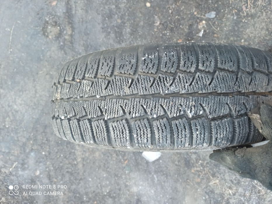 Продам зимний шины R14