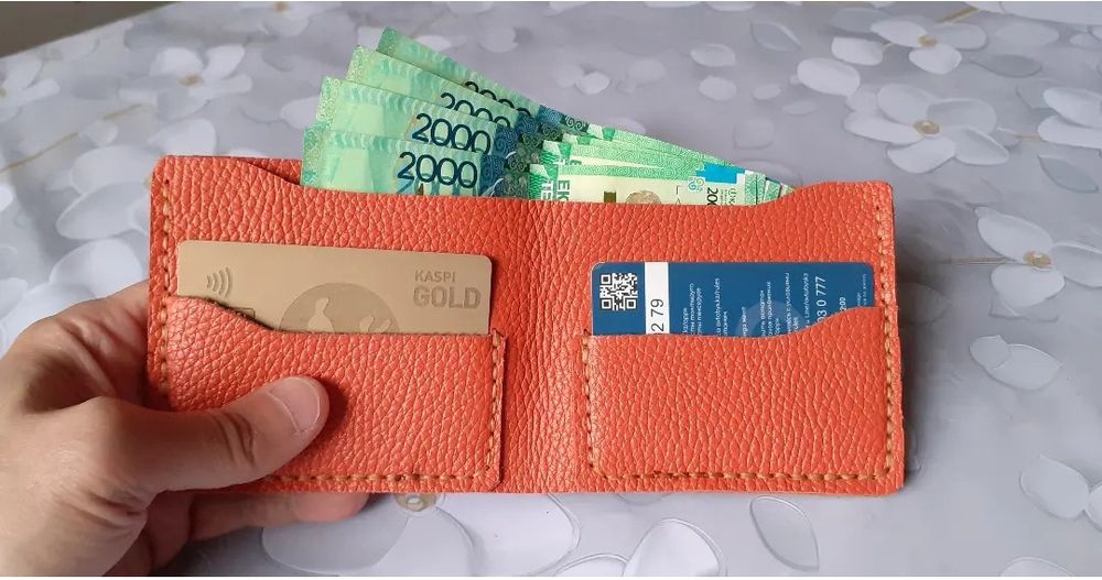 Продам новый - Кожаный Кошелек!