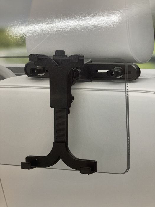 Suport  auto tableta tetiera 7” - 12” negru Hama 125120