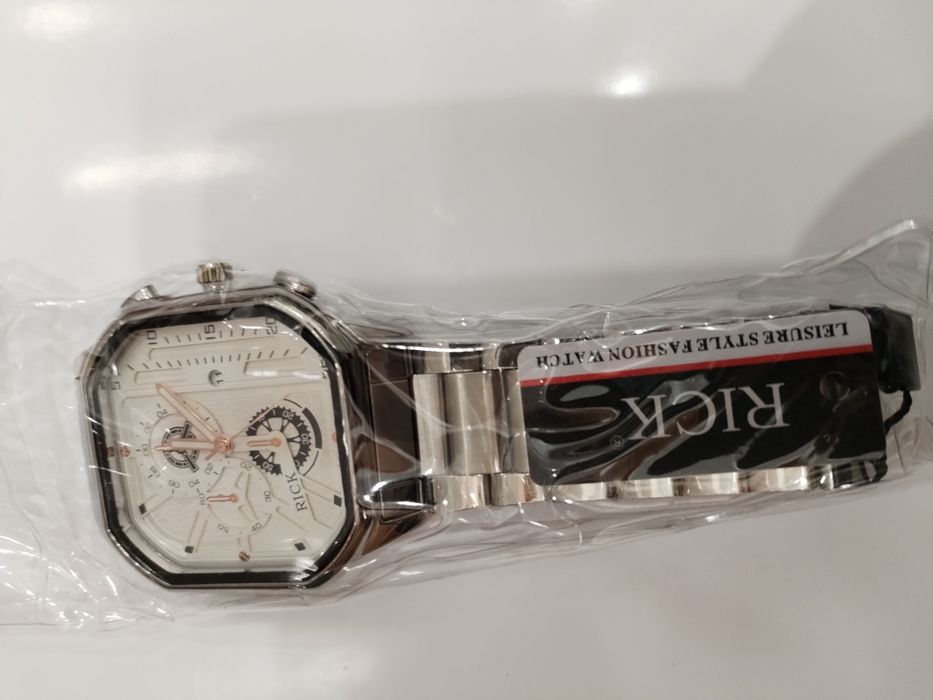 Продам наручные часы мужские