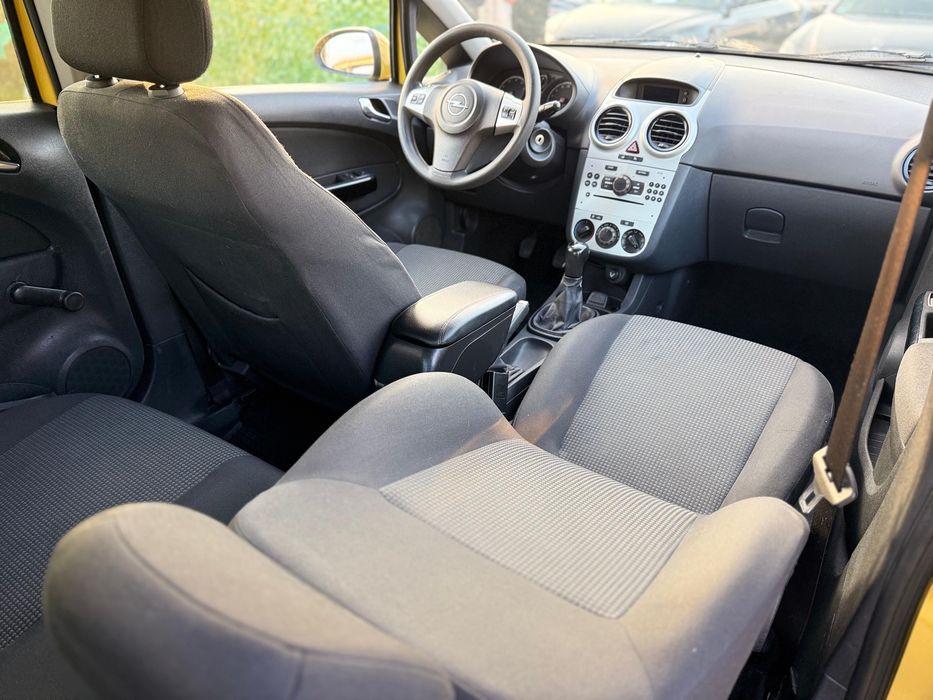 Opel Corsa 2012 /1.2 benzina/posibilitate Rate,avans 0