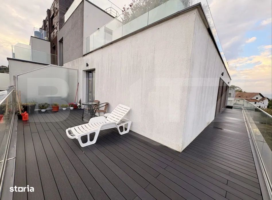PENTHOUSE EXCLUSIVIST cu terasa 100 mp si vedere spre Tampa – Brasov