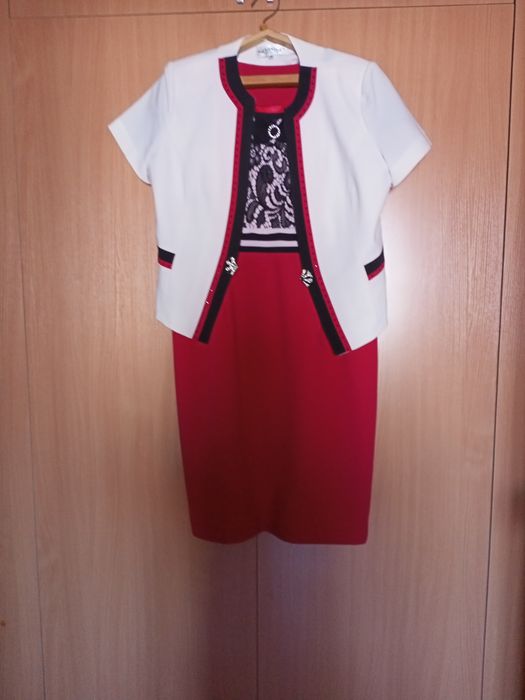 Продам нарядное платье