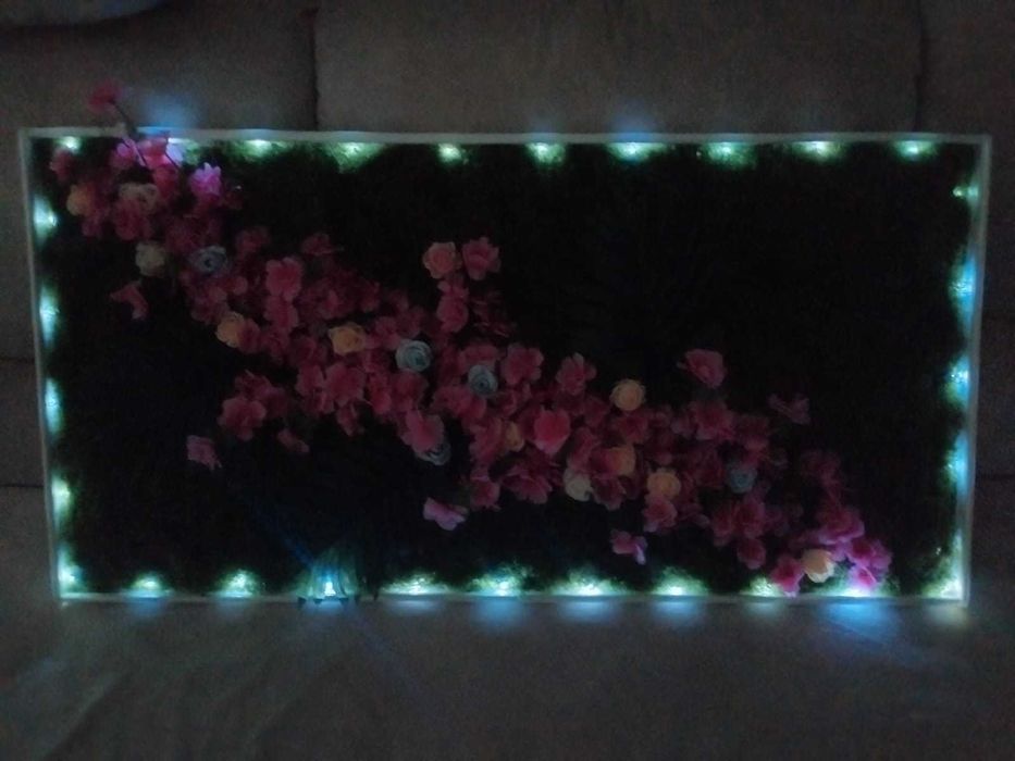 Продам картину новую