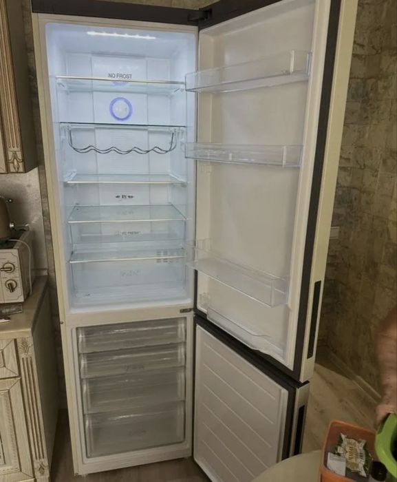 Холодильник Haier