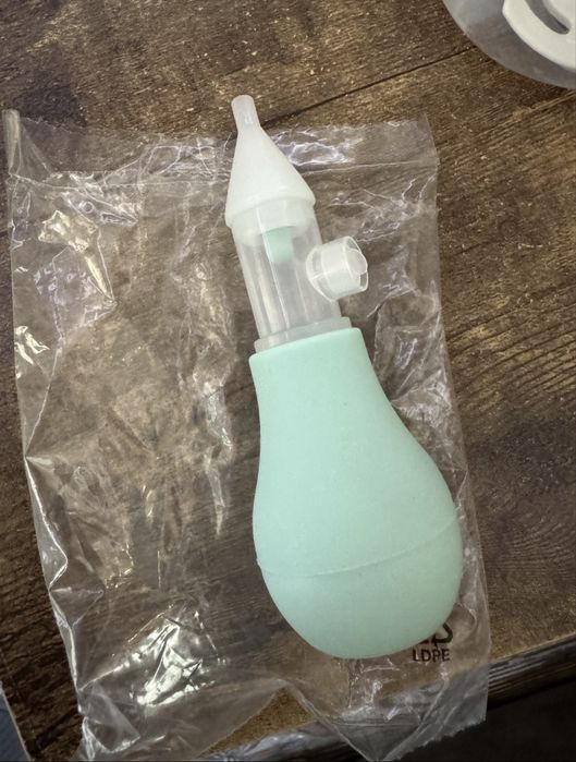 Залъгалки/ биберони, аспиратор за бебето