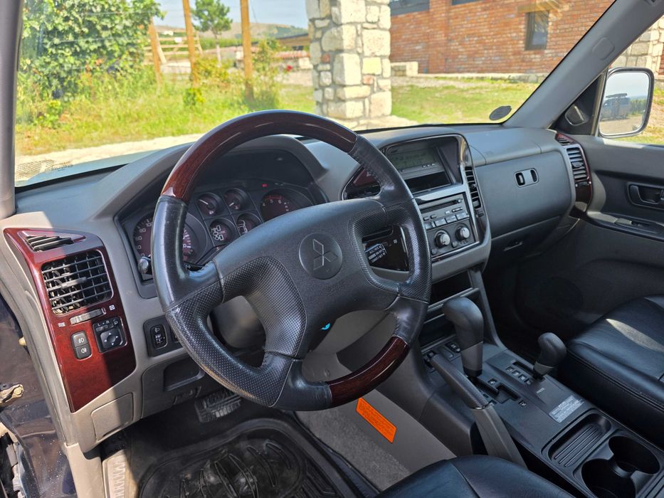 Mitsubishi Pajero, offroad