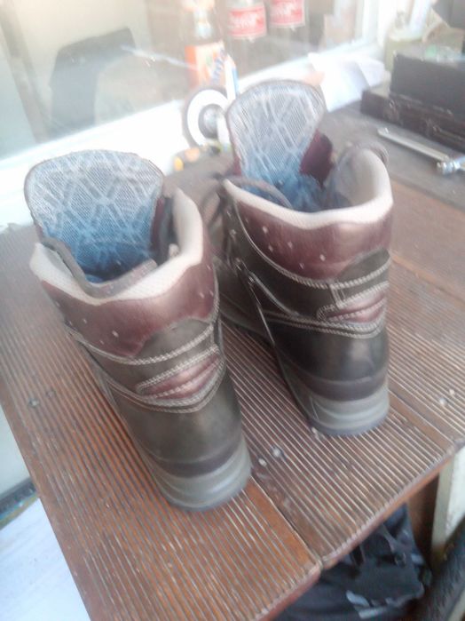 Дамски туристически обувки Meindl Germany 41