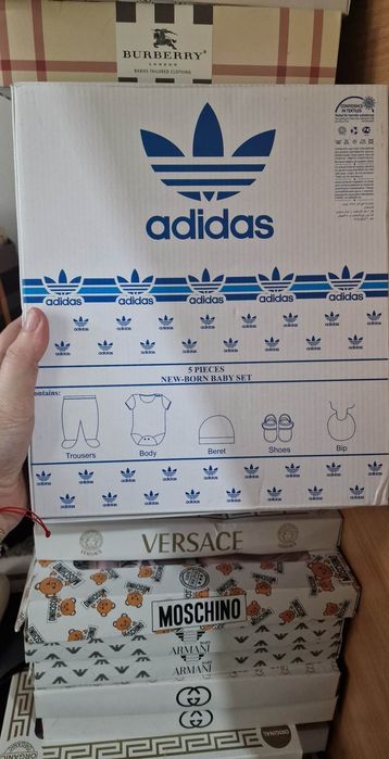 Compleuri pentru bebeluși