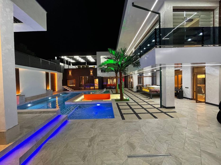 Коллектив учун Shedever Чорбогда жойлашган