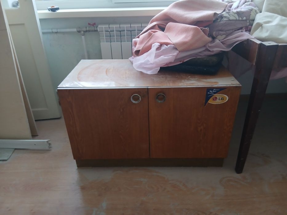 Отдам даром шкаф