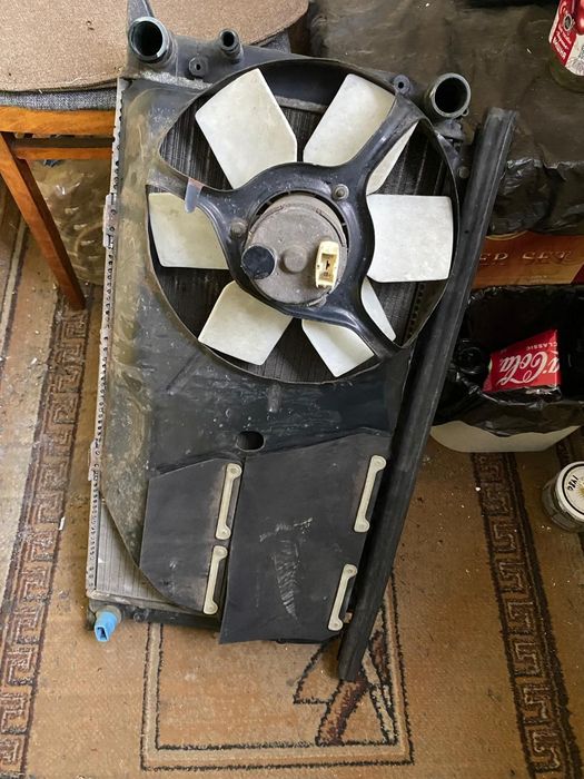 Радиатор с вентилятором audi B4