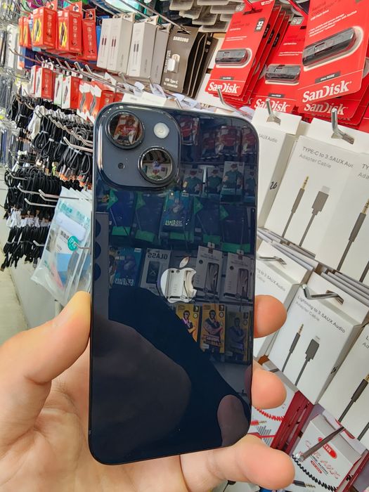 iPhone 14 128GB Midnight. Qora