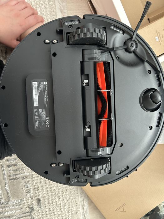 Продам робот-пылесос