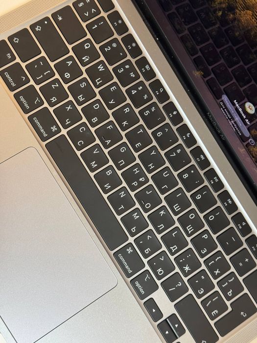 MacBook Air 13 2020 M1