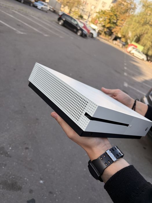 Xbox one S 1TB , jocuri