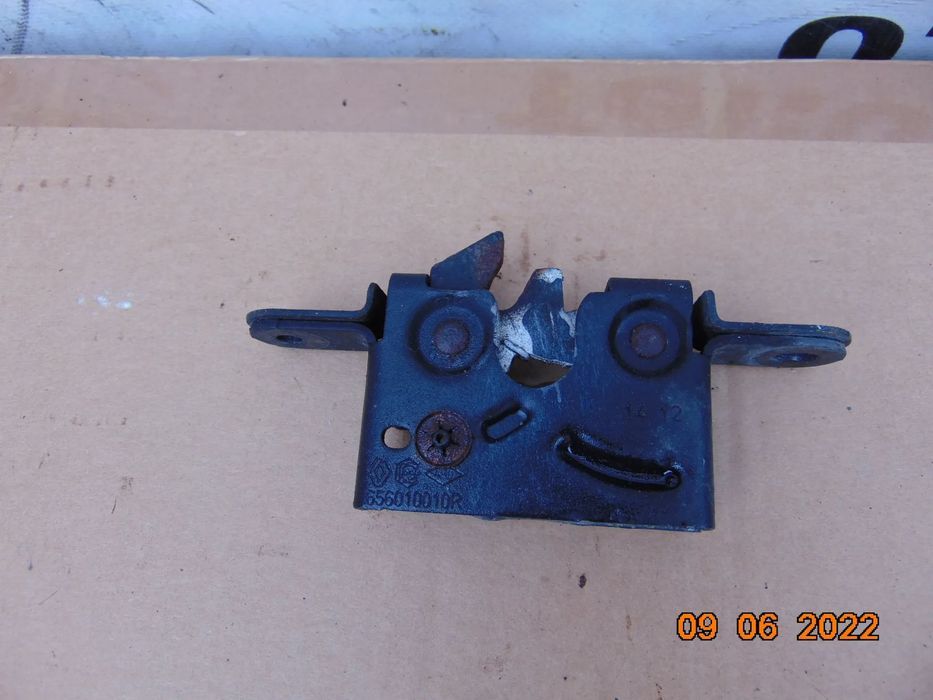 Broasca capota renault Megane 3 an 2008-2015 incuietoare capota dezmembrez