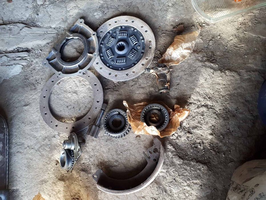 Авточасти за лада москвич лада нива и самара