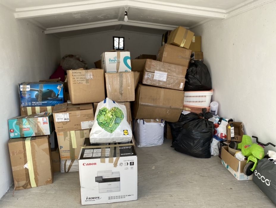 Ofer spatiu de inchiriat pentru depozitare