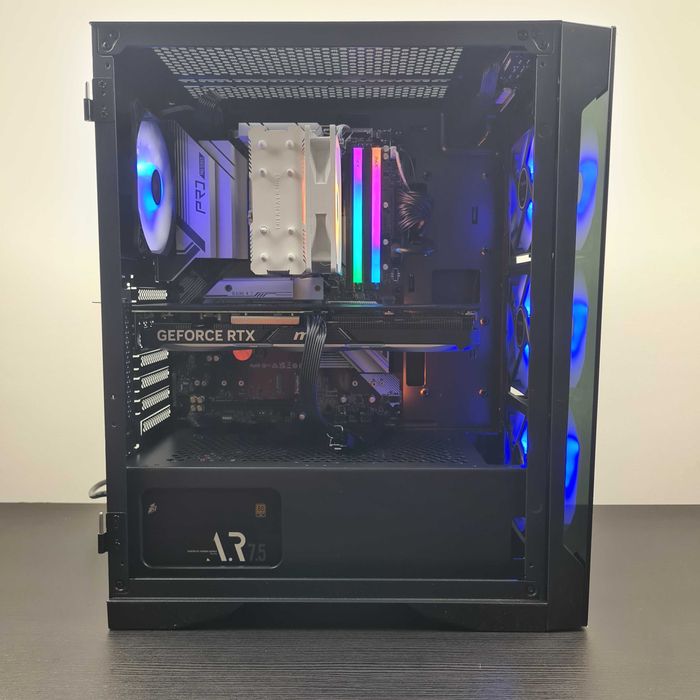 Геймърски Компютър! Ново! RTX 4070, Intel i5-13400F, 32GB RAM