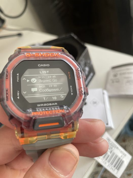 Casio gbd 200 , кварцевые , bluetooth , оргинал .