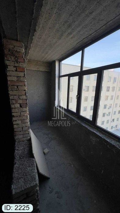 kritiy tarafda 3 xona karobka kvartira sotiladi №2225