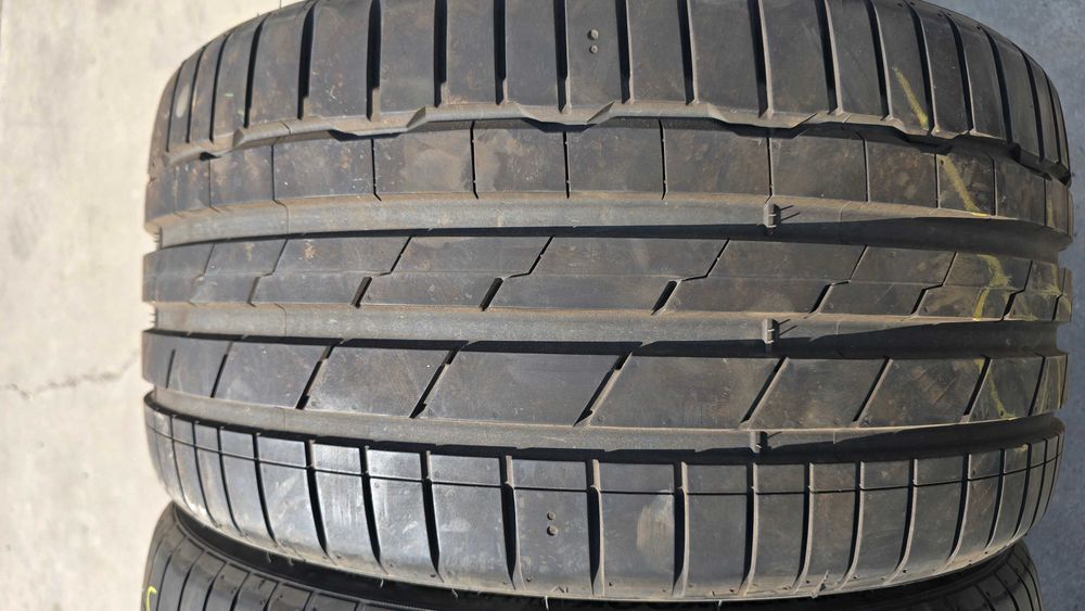 Anvelope Bmw Hankook 235/35r19 fata -255/30r19 spate
