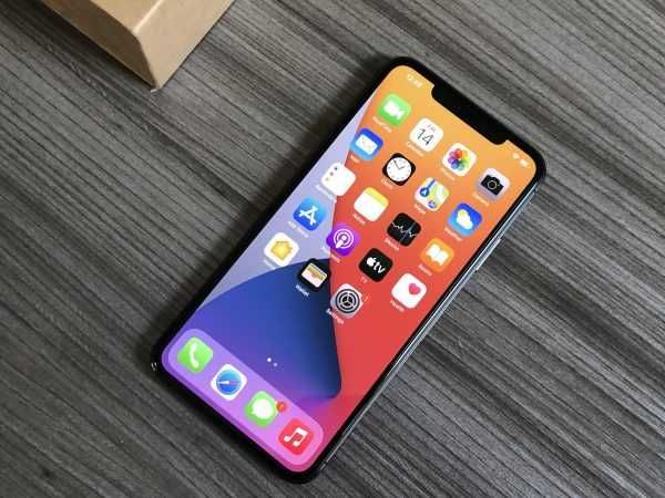 iPhone 11 Pro Max, 64 GB, liber de retea, stare foarte buna, bateria noua 100%